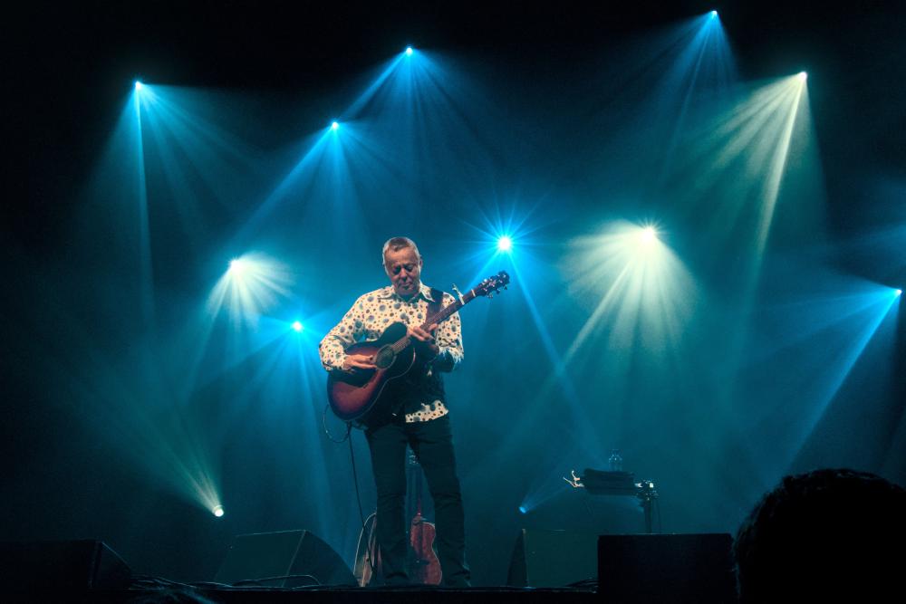 1-tommy-emmanuel-1.jpg