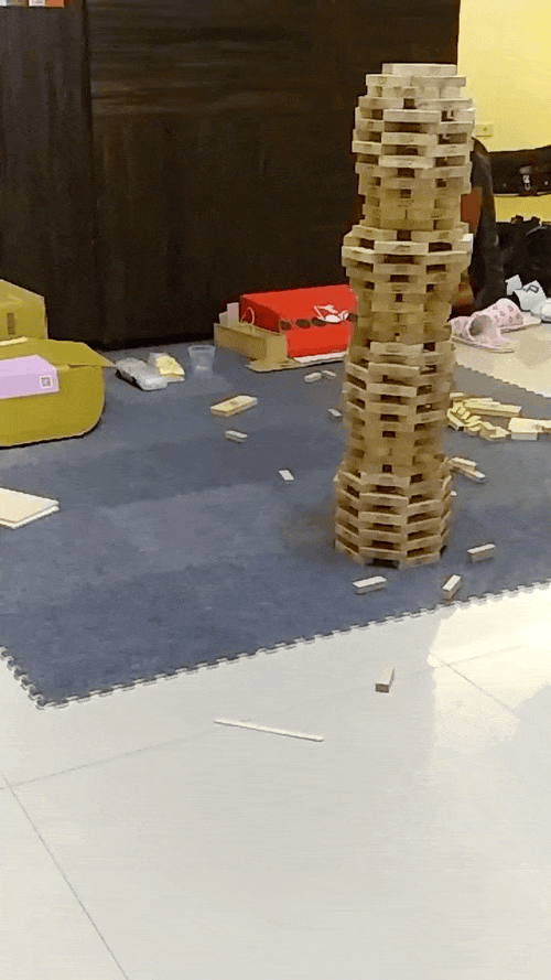 jenga-destruction-16.gif