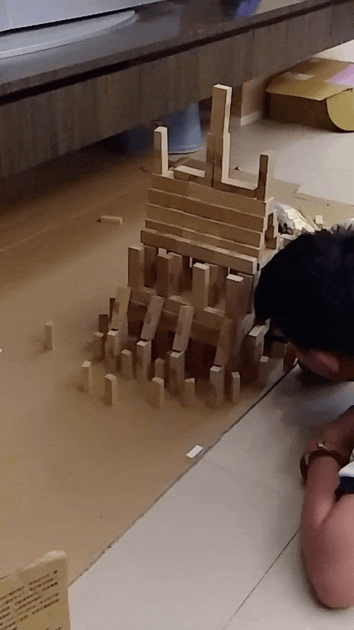 jenga-destruction-32.gif
