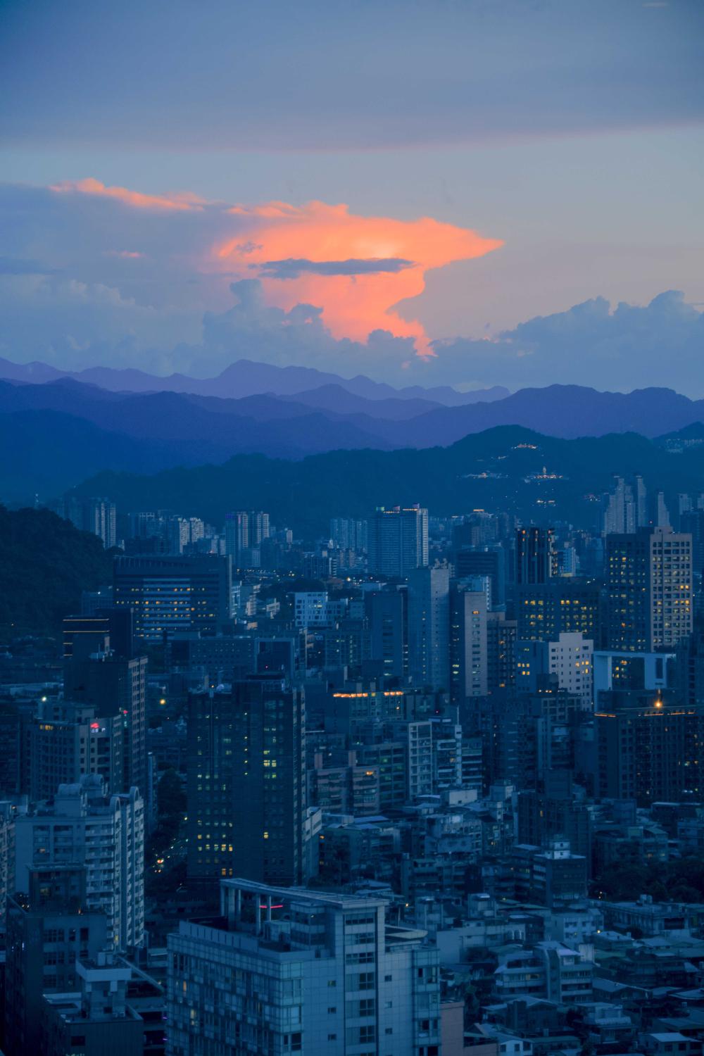 taiwan_sunset_cloud.jpg